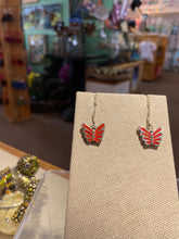 Load image into Gallery viewer, Red Coral Earrings