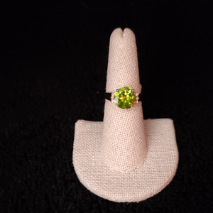 Hawaii Diamond Ring Round 4 diamonds