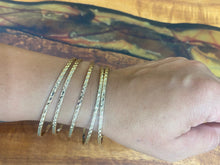 Load image into Gallery viewer, Hawaiin Style Bangle Bracelets
